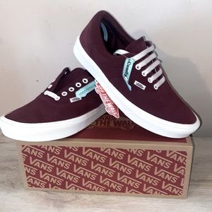 New Vans shoes burgundy women’s 10.5 Newwbox
